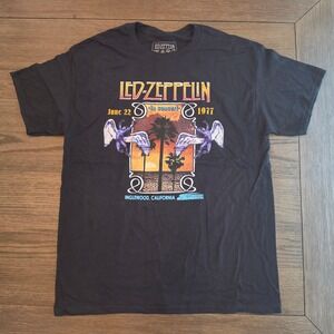 Led Zeppelin 1977 Inglewood California Tour Graphic Tshirt Black Large NWOT FLAW